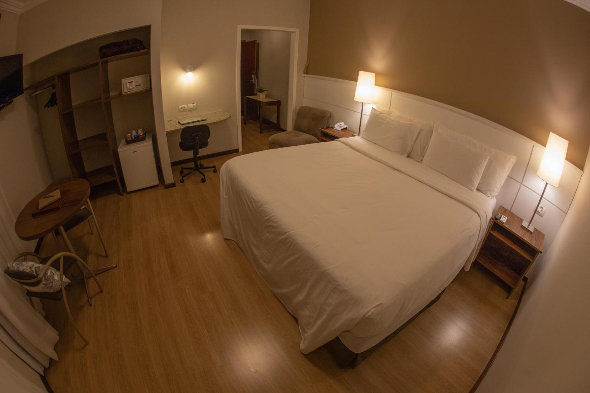 Planalto Select Hotel Ponta Grossa Понта-Гросса Экстерьер фото